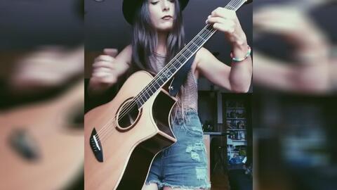 弹吉他的农民网红